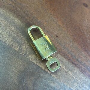 Louis Vuitton lock and key #318
